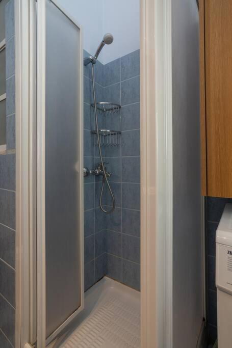 Ferienwohnung Chic N Central Apt In Kolonaki Athen Exterior foto